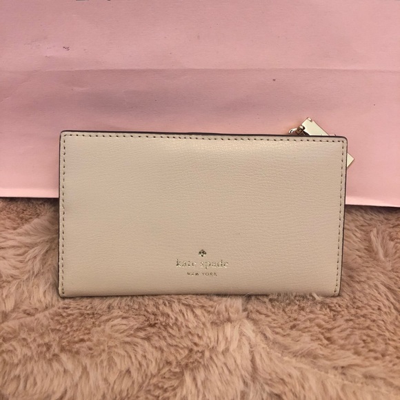Kate Spade small bifold wallet - Picture 3 of 4
